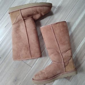 Classic Tall UGG Boots-Chestnut